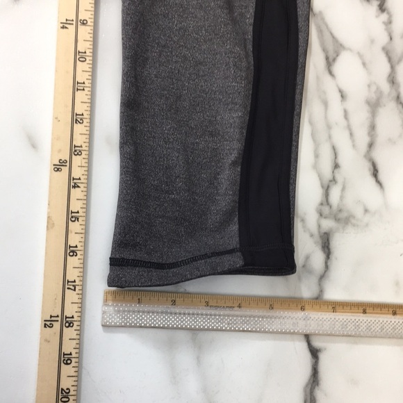 Lululemon Athletica Gray Black Heather Capri Leggings Womens‎ 6 Pull On Running - Picture 7 of 9